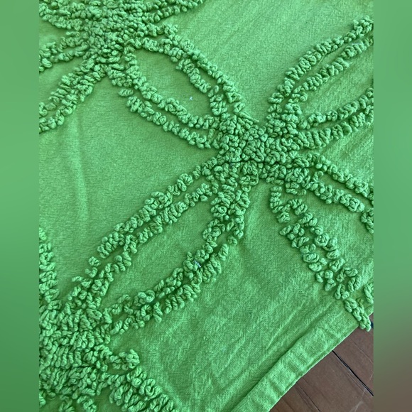 NWT Tufted Cotton Chenille Runner Manual Brand LIME GREEN Farmhouse Chic - Picture 4 of 8